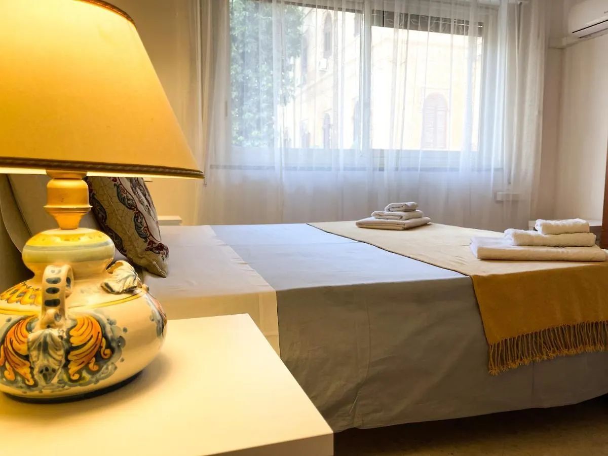 Al Politeama Rooms B&B Palermo 3*,